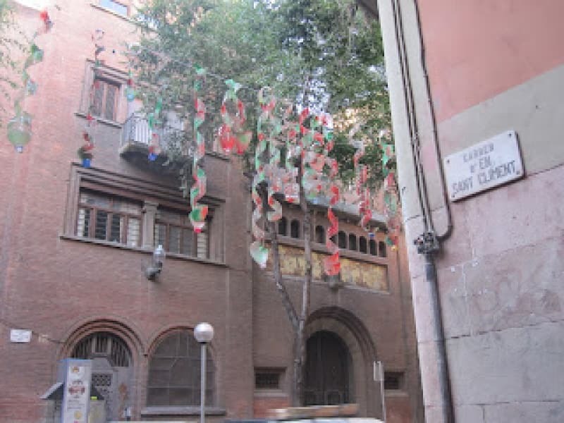 Local planta baixa en C/Sant Climent, Barcelona (Ciutat Vella)