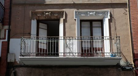 Edifici reformat a C/ Pujos 120, L’Hospitalet de Llobregat